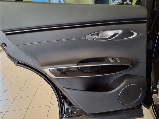 2025 Genesis GV70 2.5T