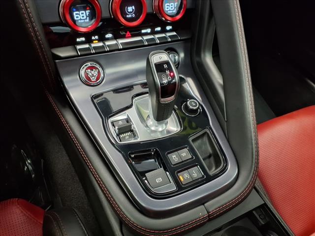 2020 Jaguar F-TYPE R