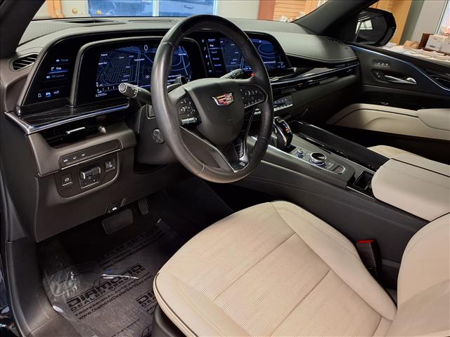 2023 Cadillac Escalade Sport