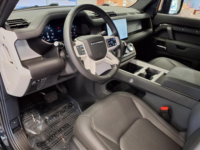 2025 Land Rover Defender S