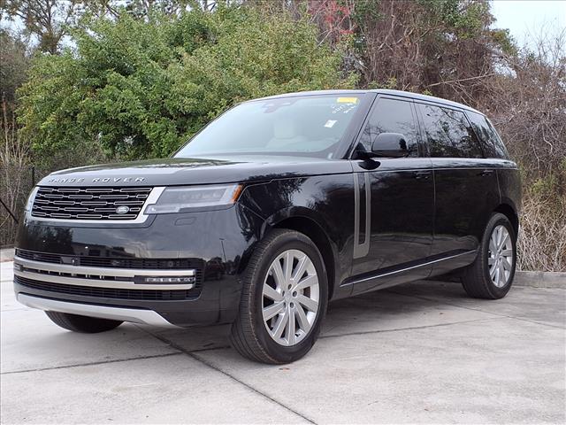 2025 Land Rover Range Rover P400 SE LWB AWD