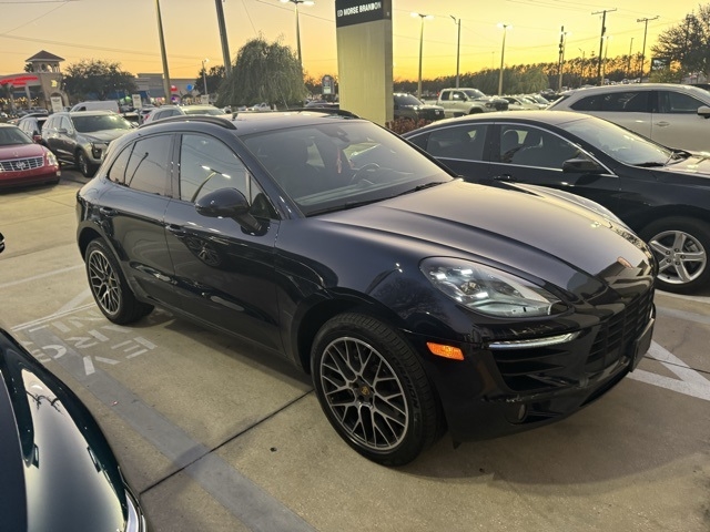 2017 Porsche Macan