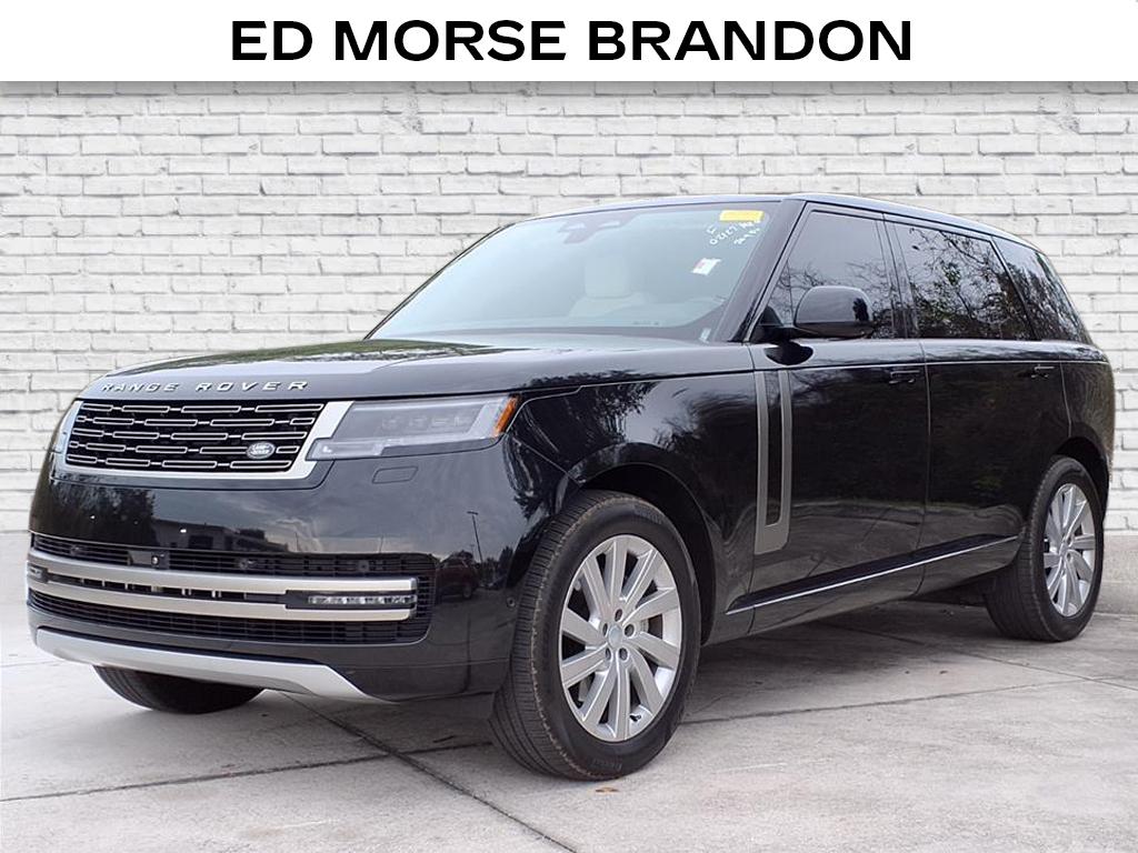 2025 Land Rover Range Rover P400 SE LWB AWD