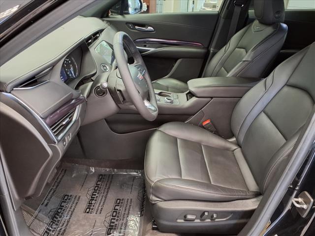 2022 Cadillac XT4 Luxury