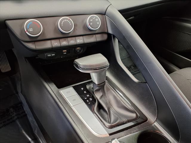2021 Hyundai ELANTRA SE