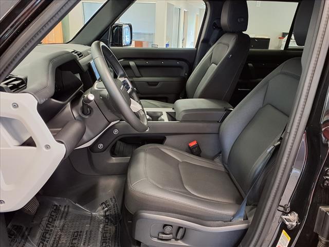 2025 Land Rover Defender S