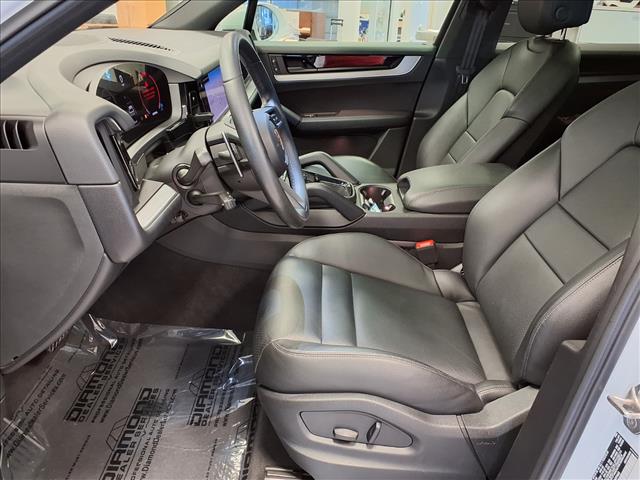 2024 Porsche Cayenne Base