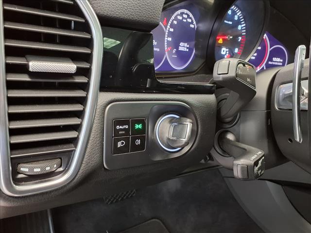 2021 Porsche Cayenne Base