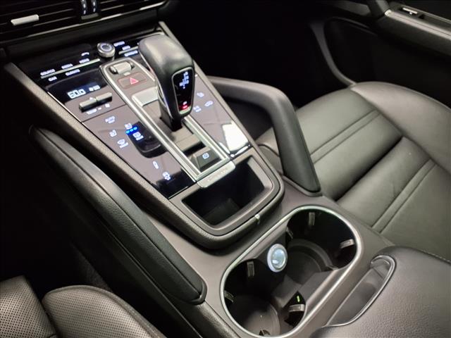 2021 Porsche Cayenne Base