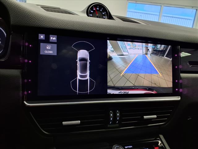 2021 Porsche Cayenne Base