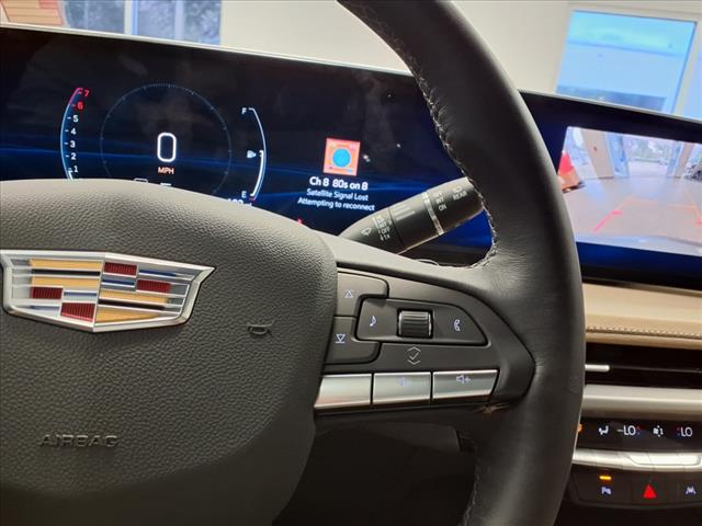 2024 Cadillac XT4 Luxury