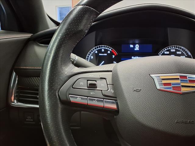 2023 Cadillac XT4 Sport