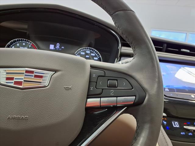 2023 Cadillac XT6 Premium Luxury