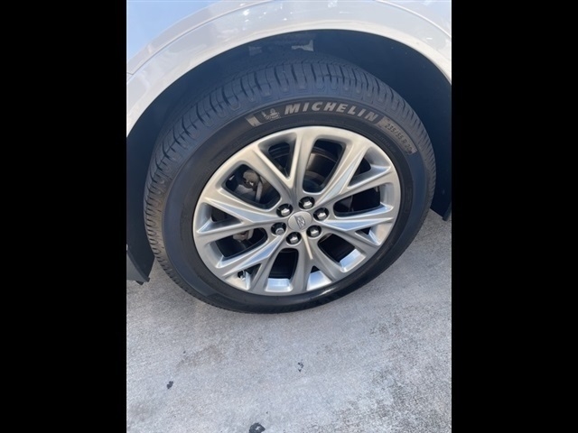 2020 Cadillac XT5 Sport