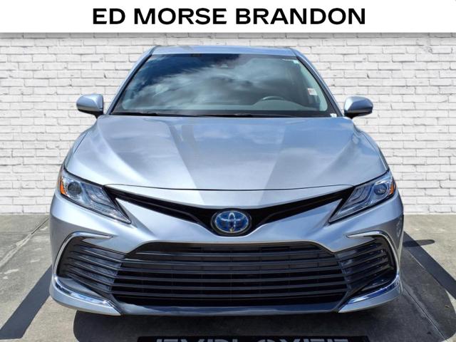 2022 Toyota Camry Hybrid XLE