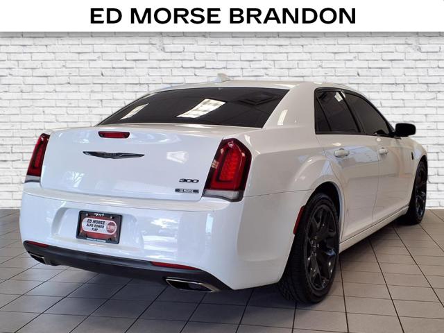 2021 Chrysler 300 Touring