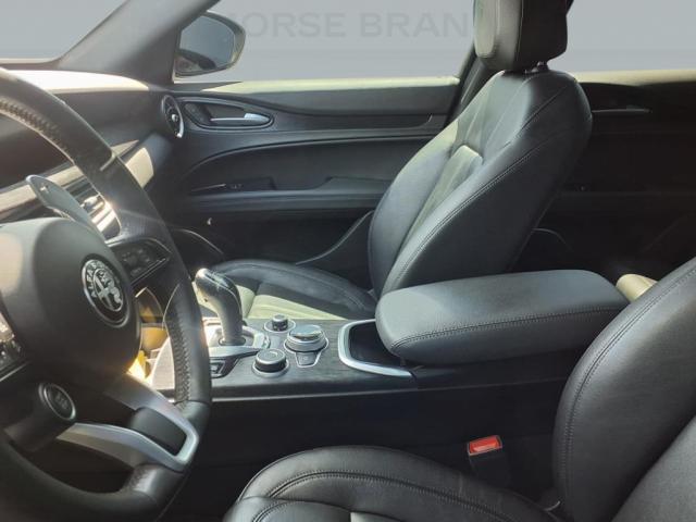 2022 Alfa Romeo Stelvio Sprint