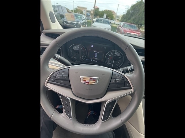 2023 Cadillac XT5 Premium Luxury