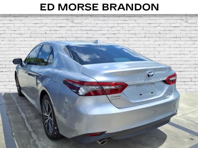 2022 Toyota Camry Hybrid XLE