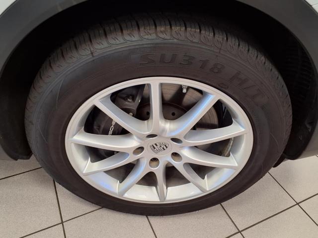 2024 Porsche Cayenne Base