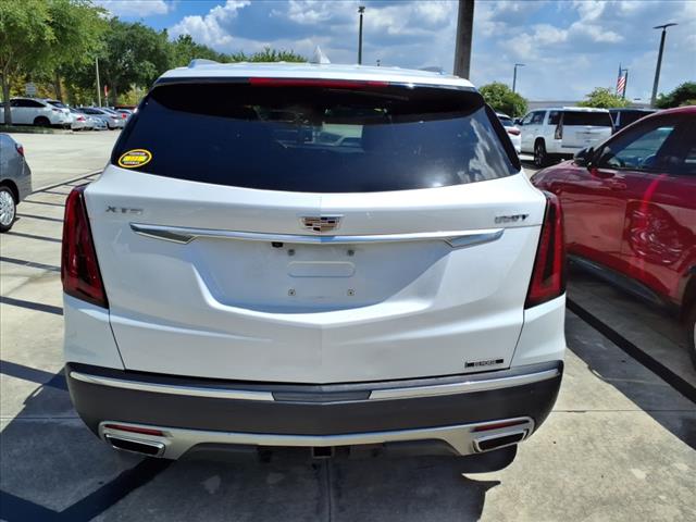 2022 Cadillac XT5 Premium Luxury