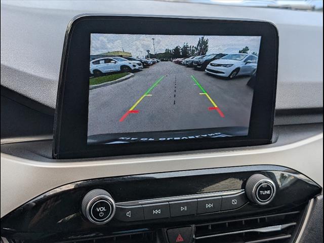 2020 Ford Escape SE