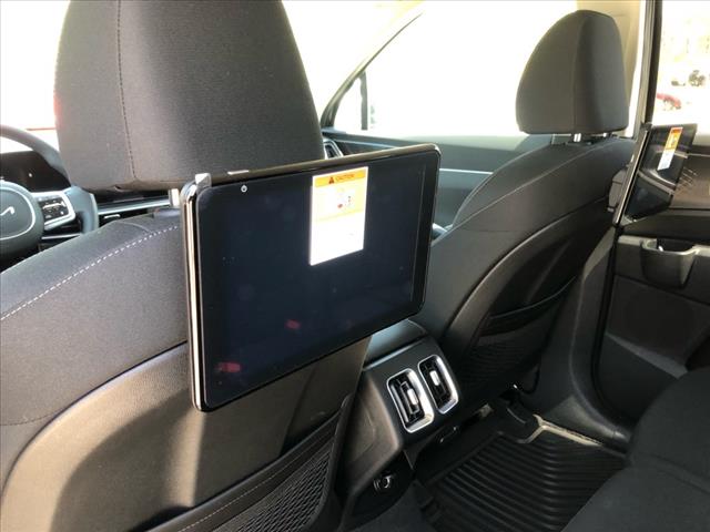 2025 Kia Sorento LX
