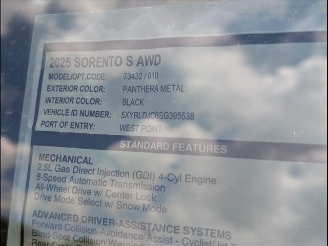 2025 Kia Sorento S