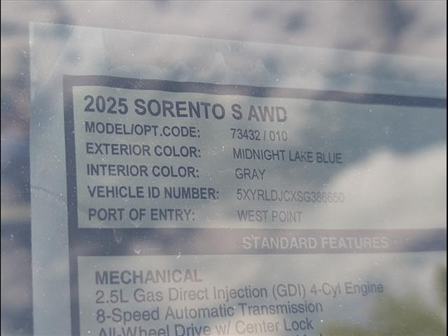 2025 Kia Sorento S