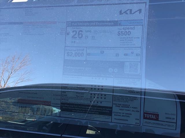 2025 Kia Sorento LX