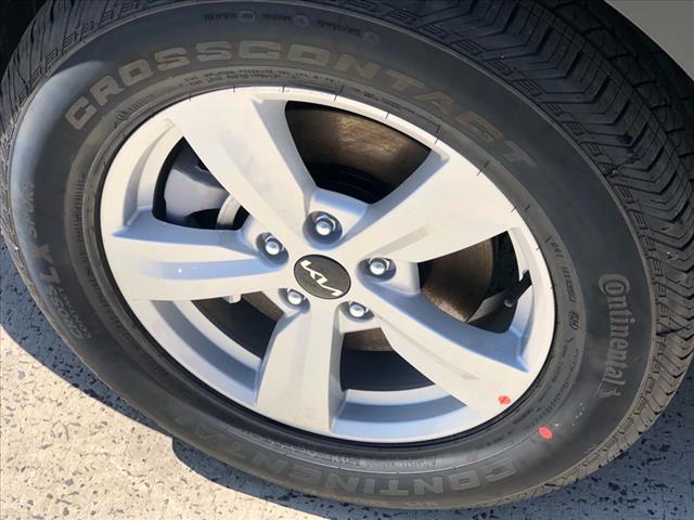 2025 Kia Sorento LX