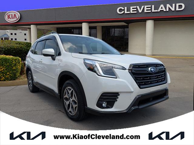 2024 Subaru Forester Premium