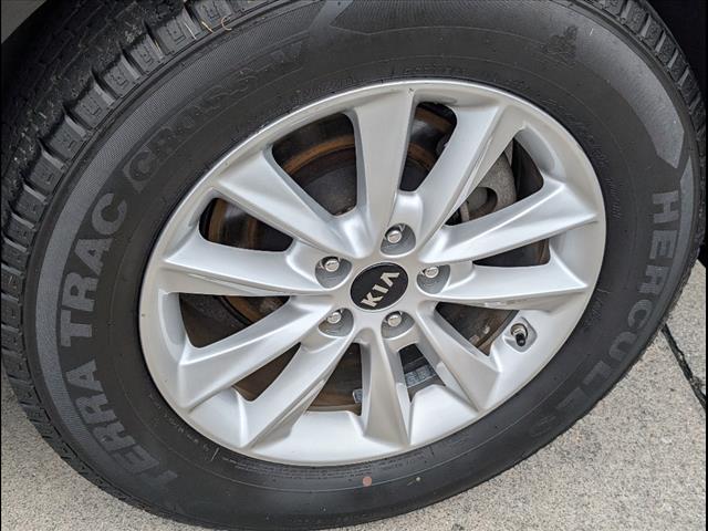2019 Kia Sorento L