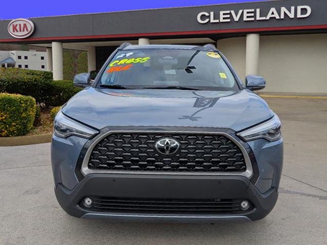 2024 Toyota Corolla Cross XLE