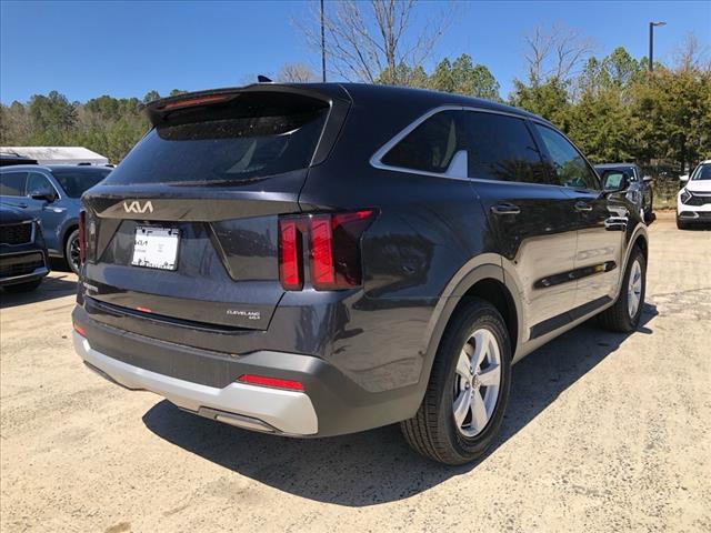 2025 Kia Sorento LX
