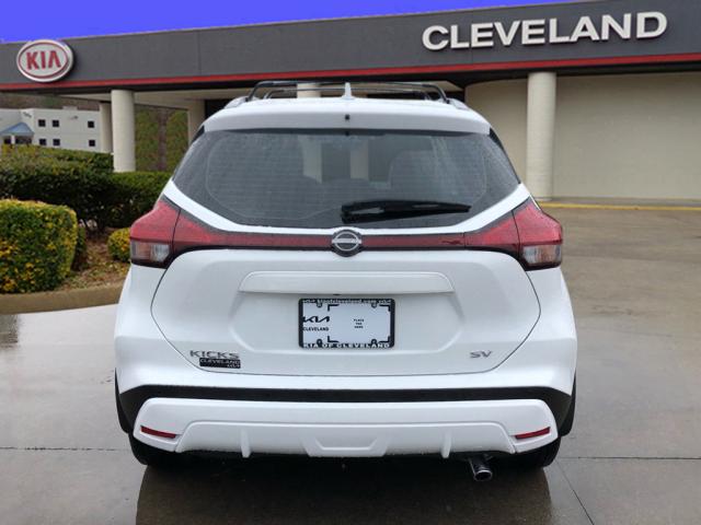 2023 Nissan Kicks SV