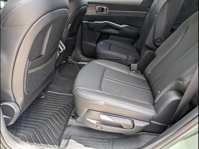 2025 Kia Sorento X-Line EX