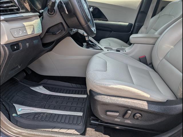 2020 Kia Niro Touring