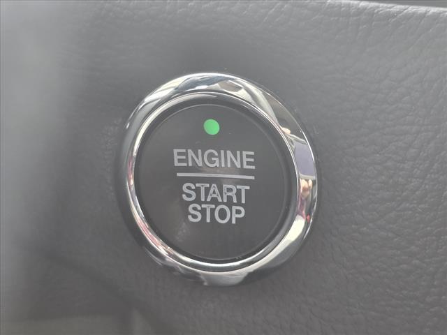 2020 Ford Edge SE