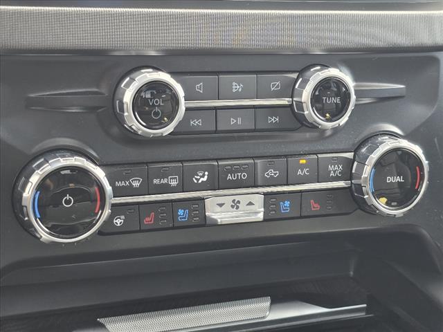 2024 Ford F-450 Super Duty Platinum