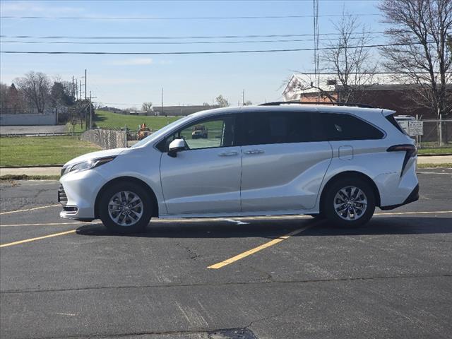 2023 Toyota Sienna XLE 7-Passenger