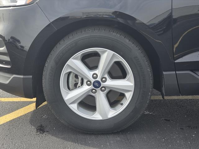 2020 Ford Edge SE