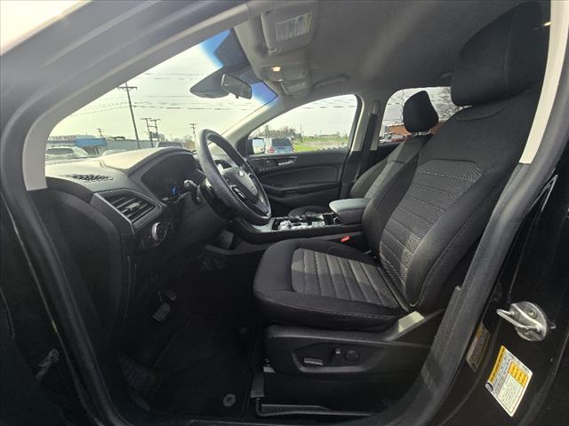 2020 Ford Edge SE
