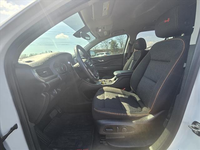 2021 GMC Acadia AT4