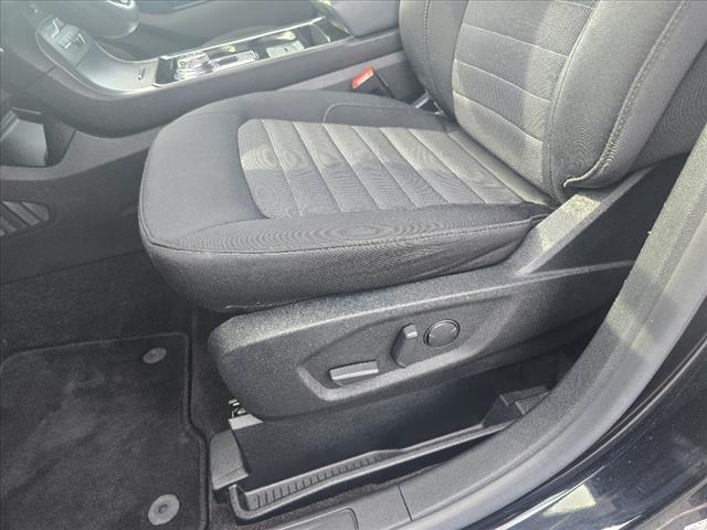 2020 Ford Edge SE