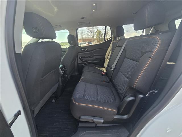2021 GMC Acadia AT4