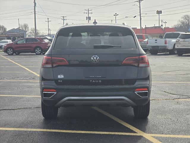 2024 Volkswagen Taos SE