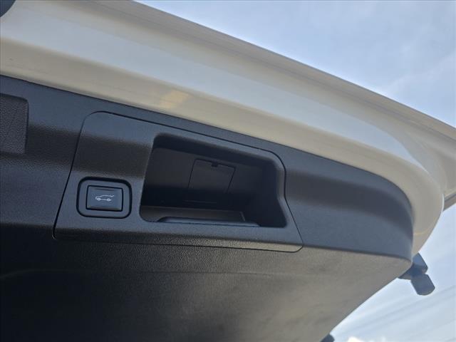 2021 GMC Acadia AT4