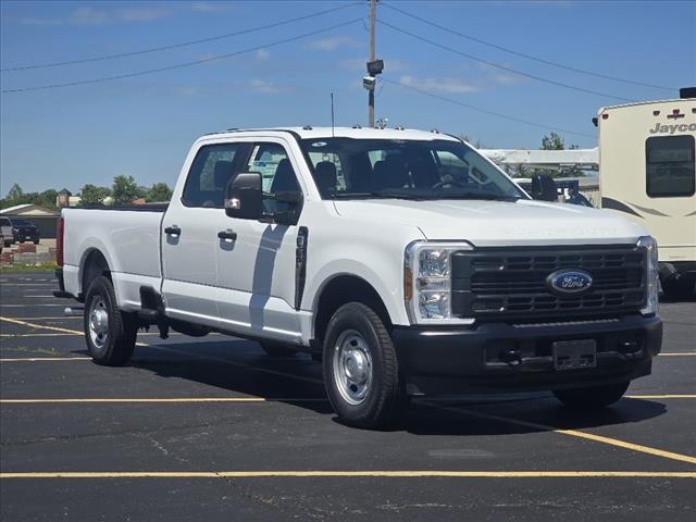2025 Ford F-350 Super Duty XL