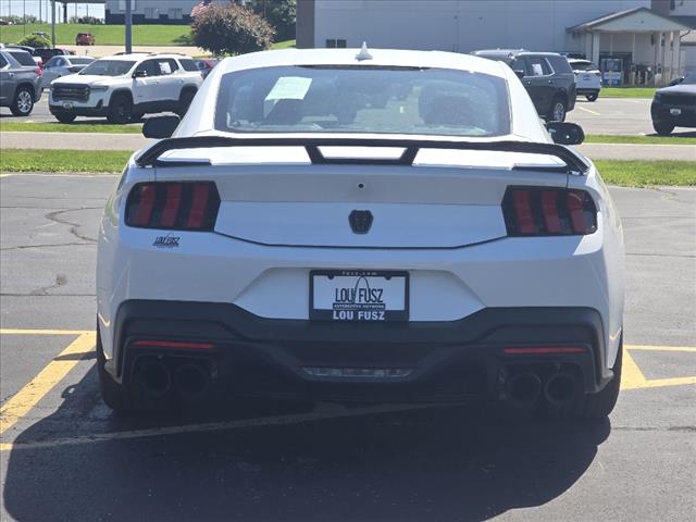 2024 Ford Mustang Dark Horse